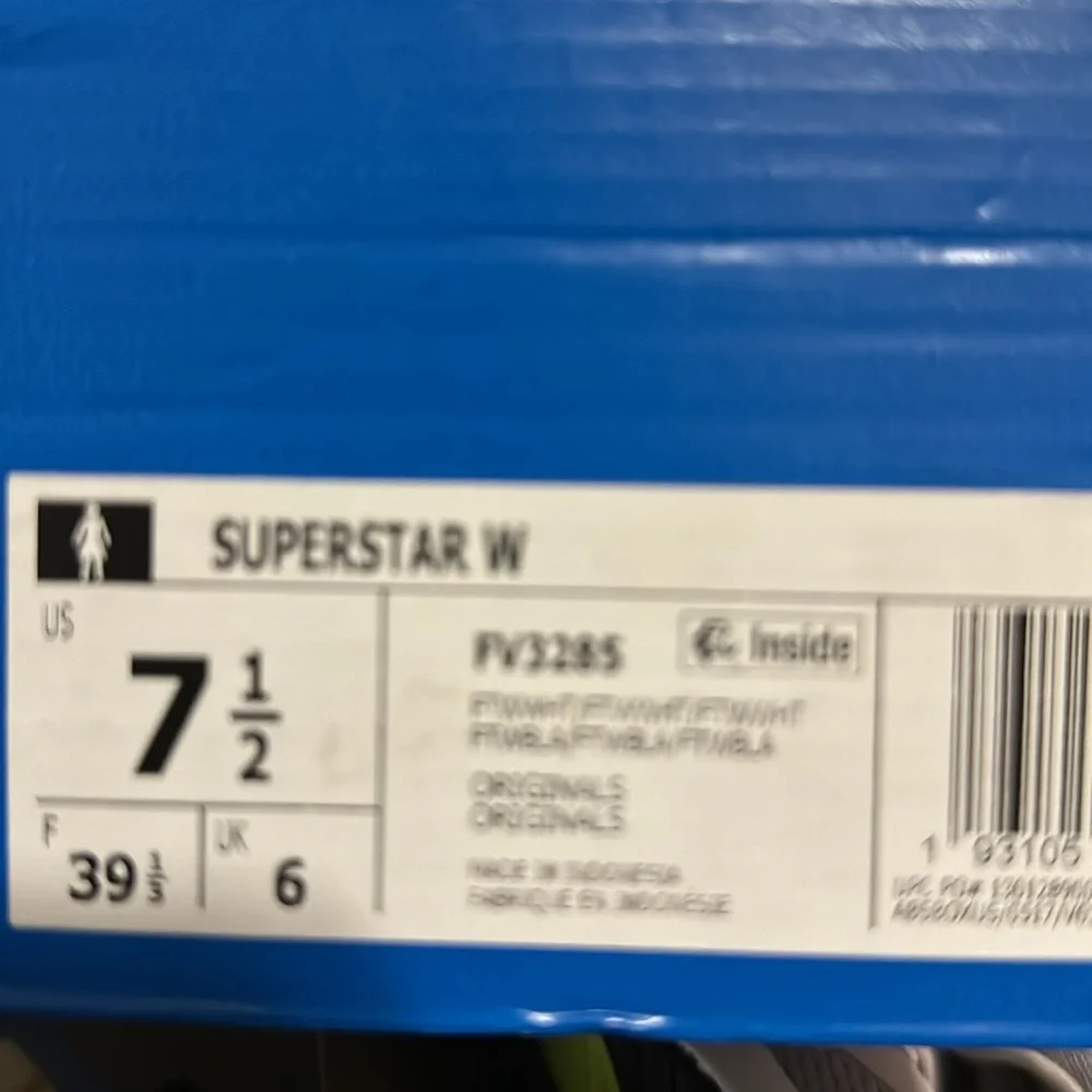 Adidas woman’s SUPERSTAR W SHOES Sneakers WhiteSize 7.5